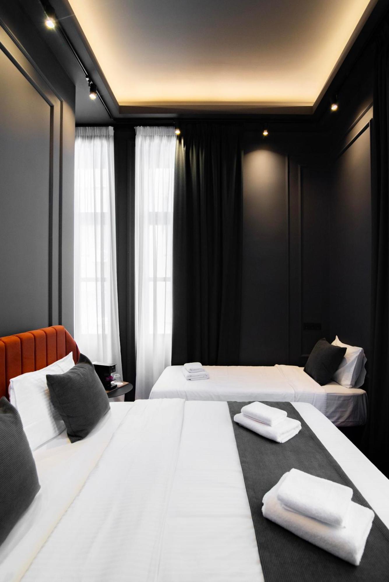 Hotel Icon Collection *
