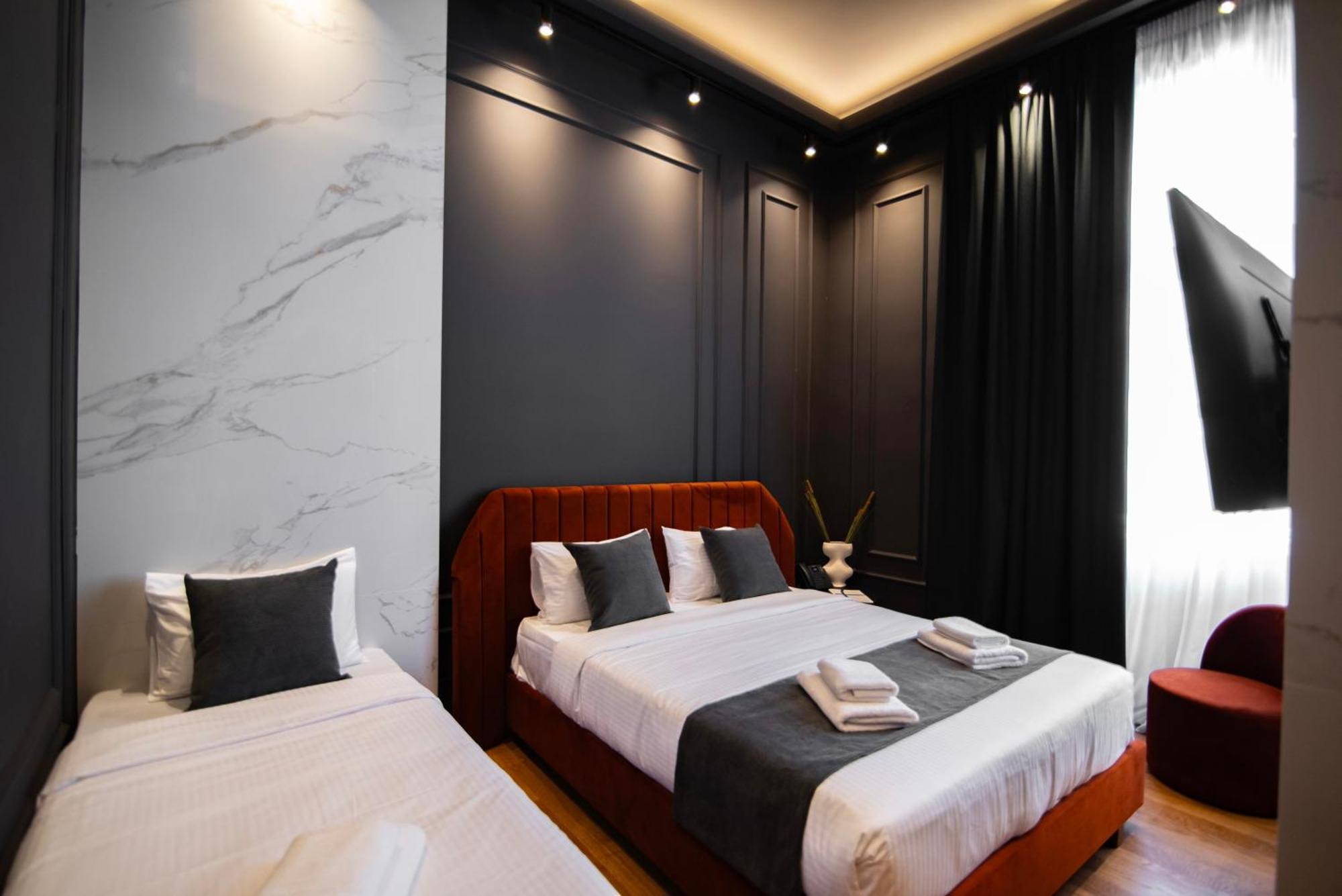 Hotel Icon Collection